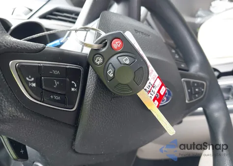 2017 Ford Escape Se из США, поврежденный, VIN 1FMCU9GD8HUE75362